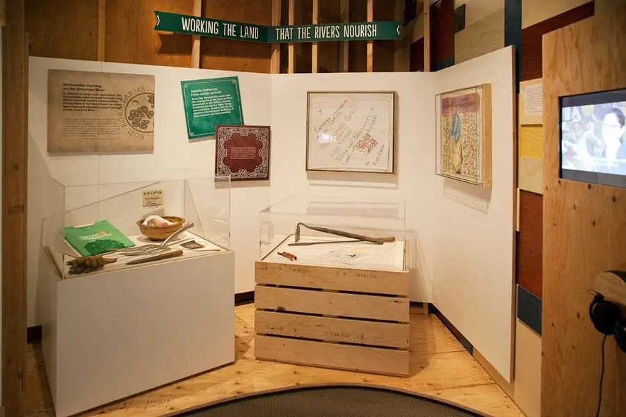 加州奥克兰博物馆, 2013. 