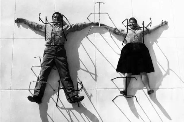 Posing with Chair Bases