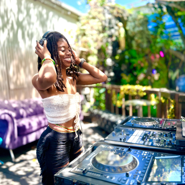 DJ BlackWoman™