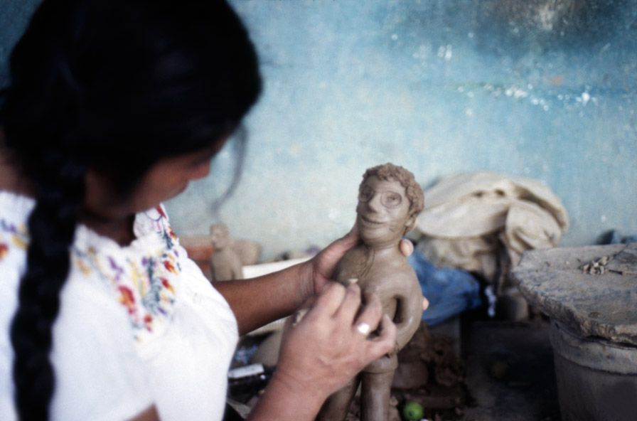 Photo of Josefina Aguilar in process of creating ceramic figures. Photo: Bea Carrillo Hocker and Phyllis Rutner, 2009.
