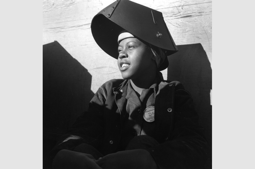 Shipyard Worker, Richmond California, circa 1943_lo-res