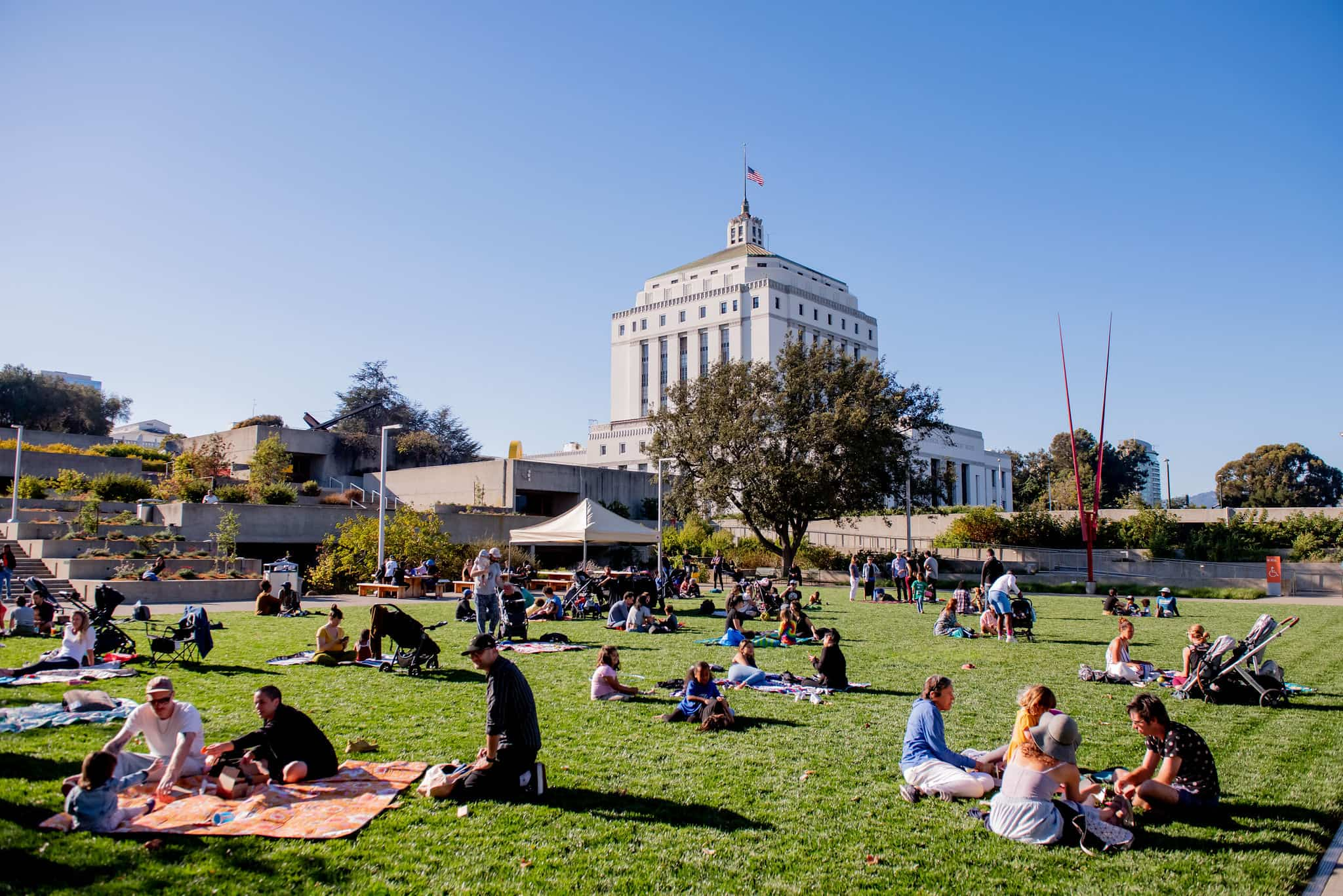 Friday Nights at OMCA with Off the Grid - Returning April 2024 - Oakland  Museum of California (OMCA)