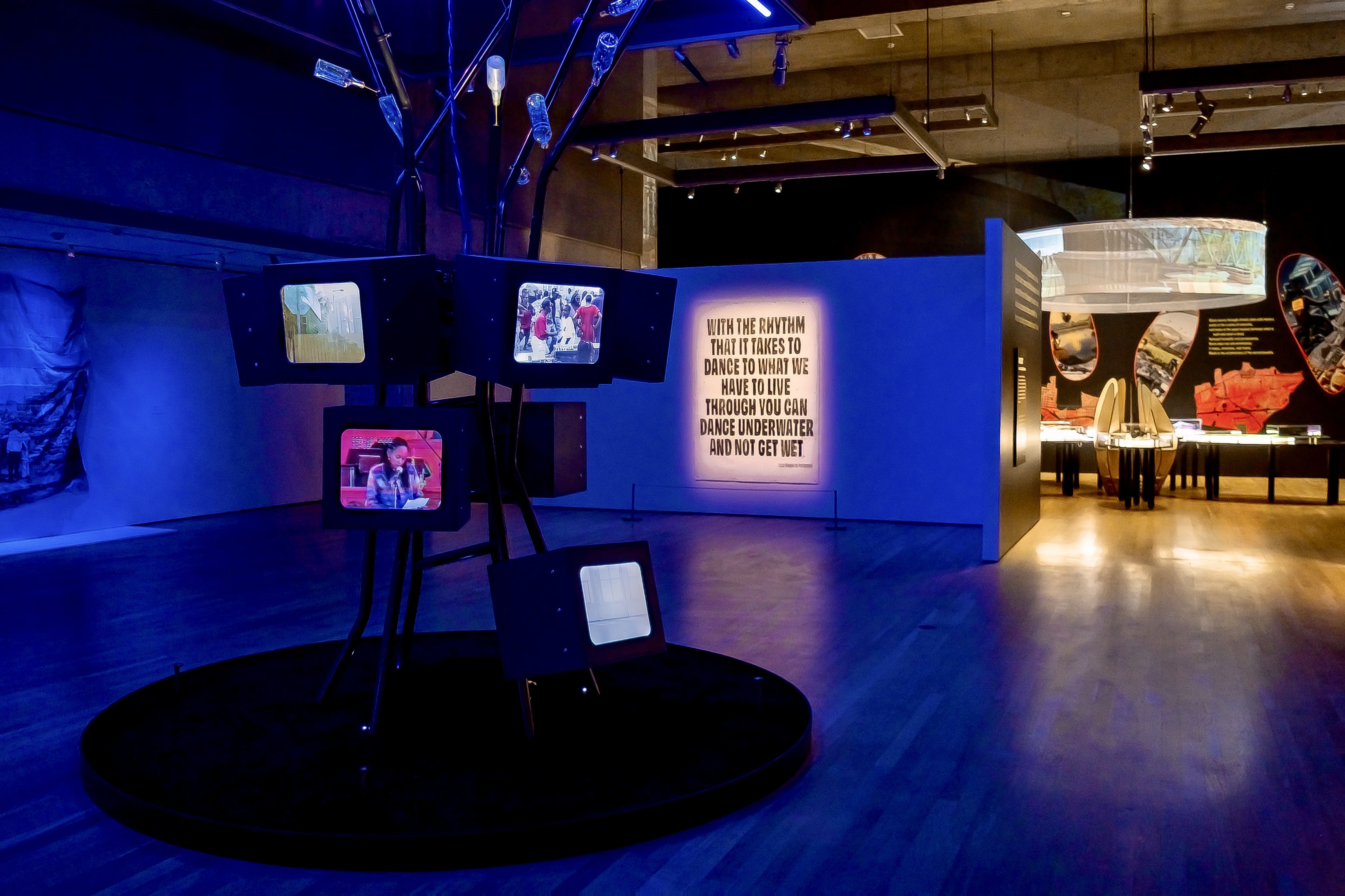 アメリカ　フロリダ　サウンドアート アメリカ フロリダ サウンドアート Backyard music | Homosassa FL