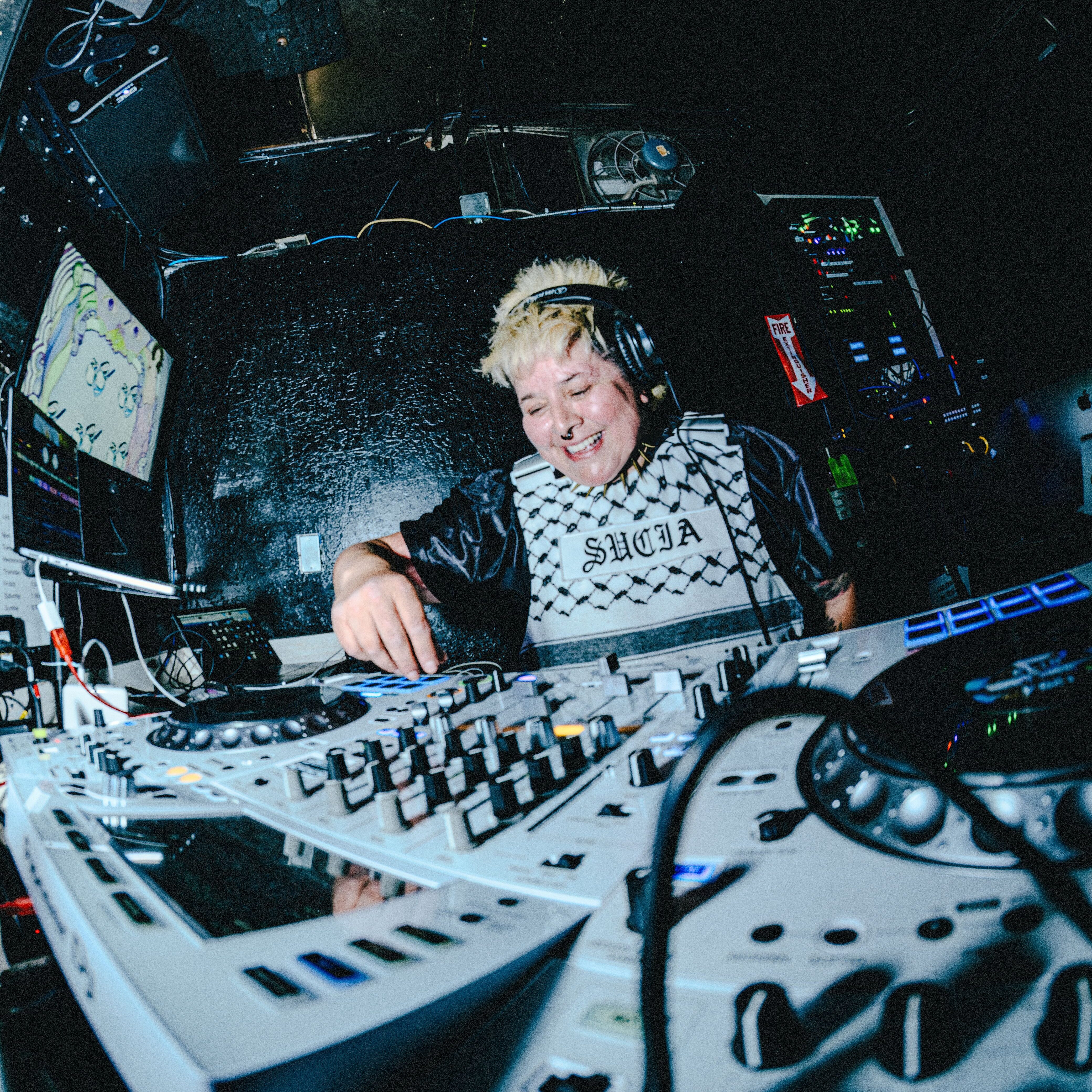 DJ Sucia