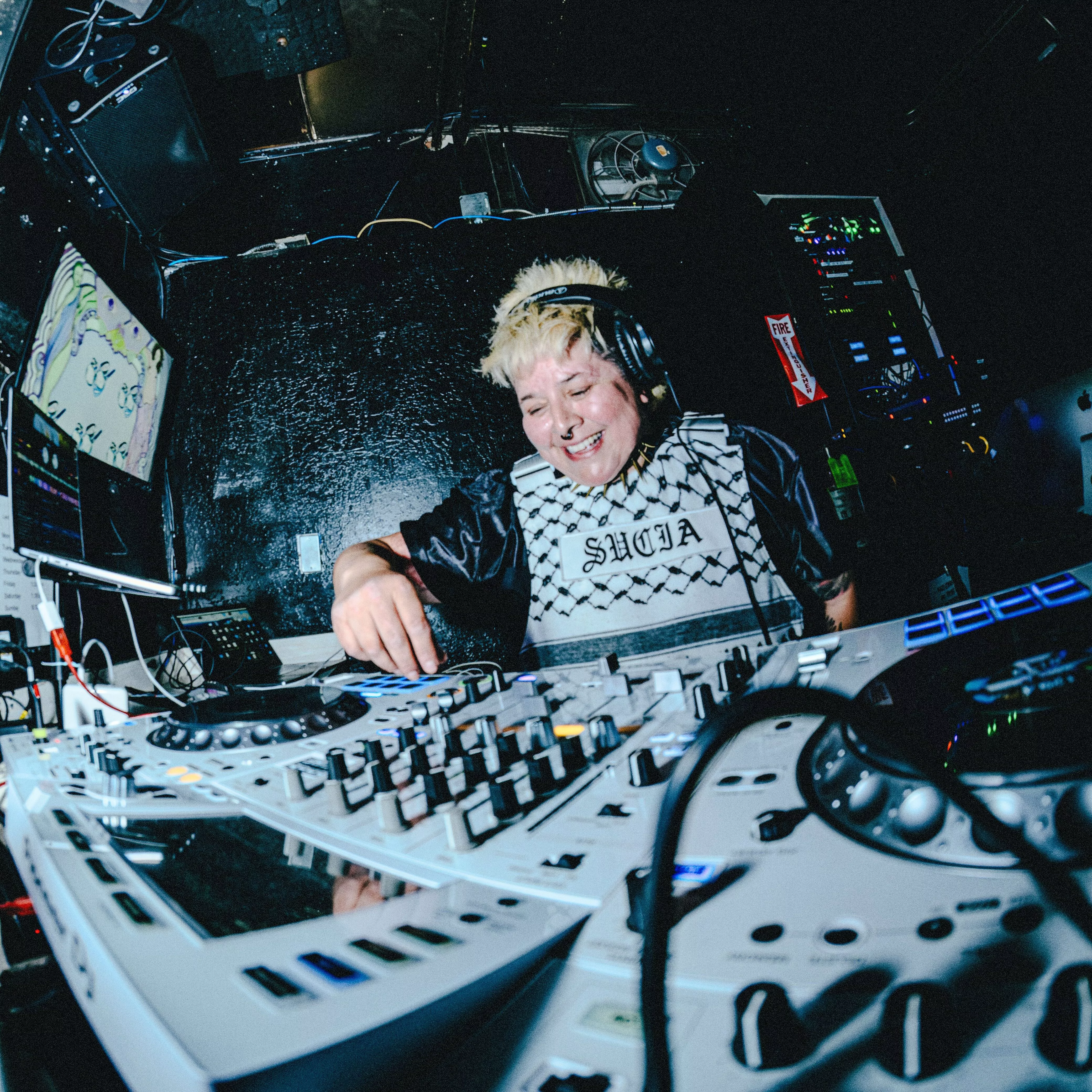 DJ Sucia